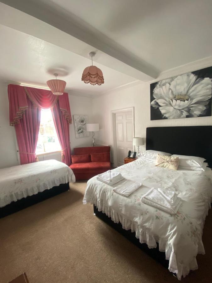Parlors Hall 2* Bridgnorth